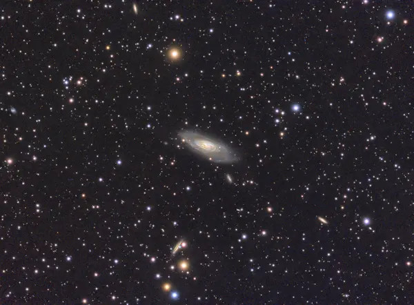 M 106